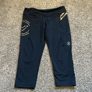 Women’s Virus workout leggings